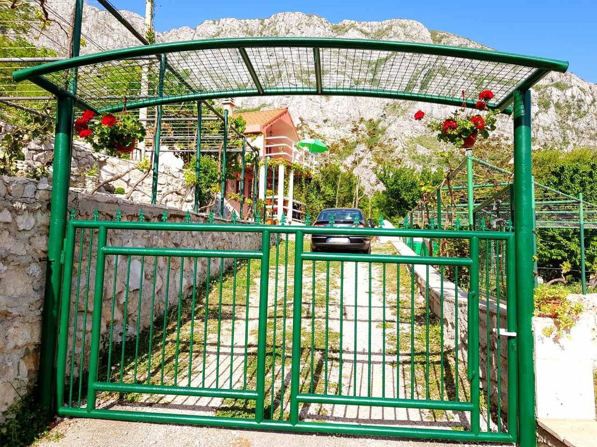 Holiday Village Ostrog Nikšić Exteriér fotografie